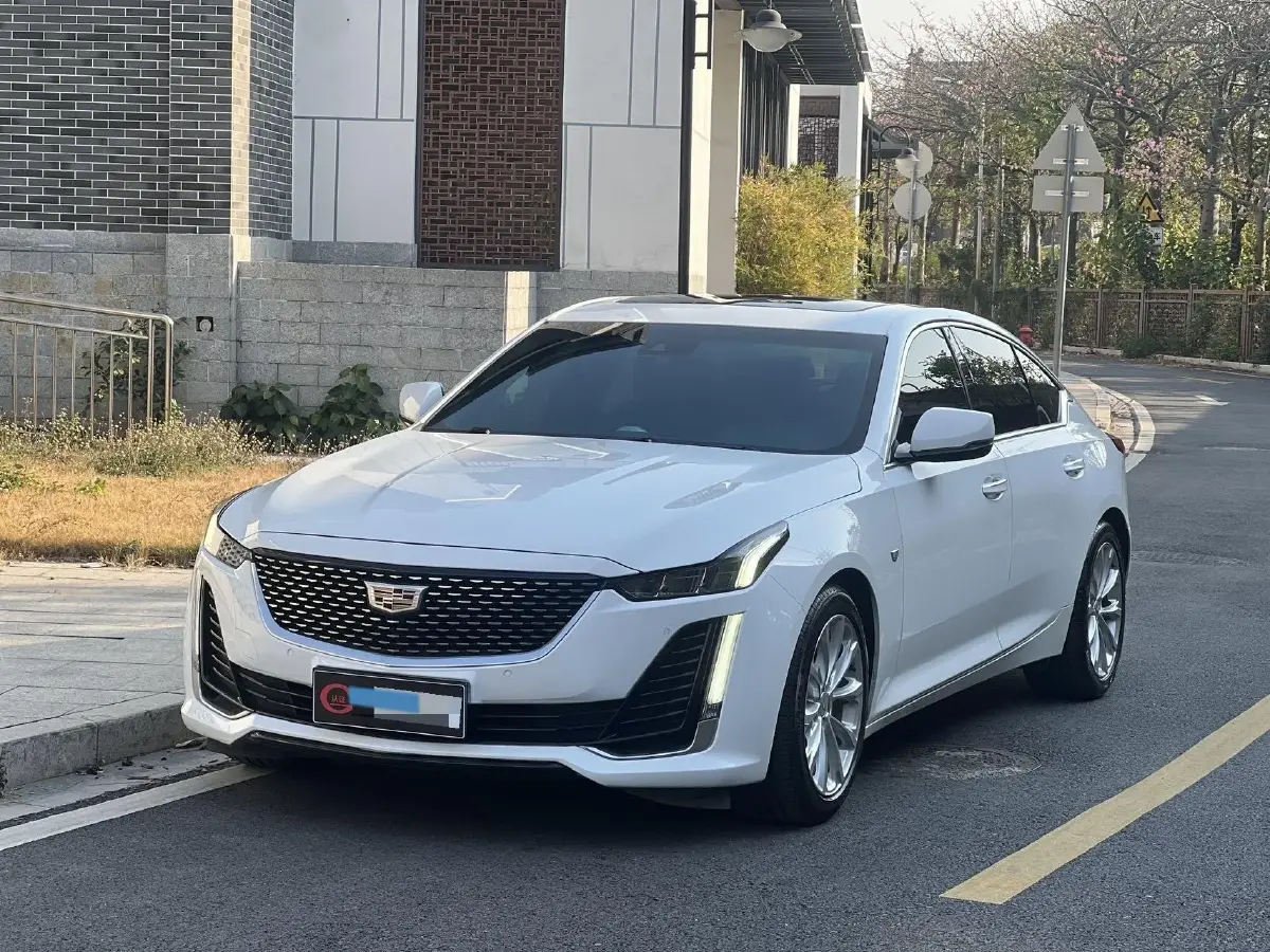 2020 Cadillac CT5 2.0T 241HP L4 10AT