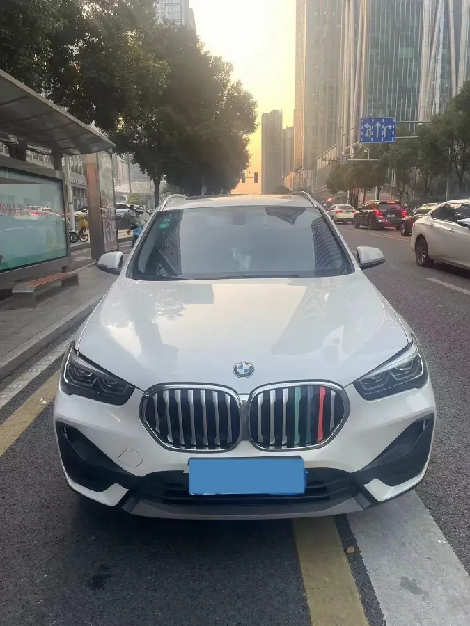 2020 BMW X1 2.0T 192HP L4 7DCT,autocango,china used car exporter,china ev exporter,chinese used car exporter,chinese used ev exporter
