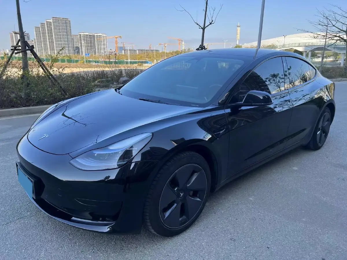 2022 Tesla Model 3 BEV 60KWH