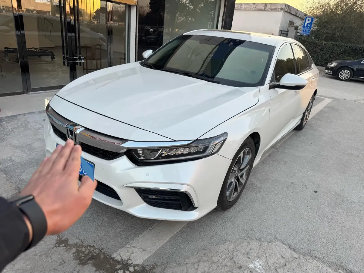 2019 Honda Inspire 1.5T 194HP L4 CVT,autocango,china used car exporter,china ev exporter,chinese used car exporter,chinese used ev exporter