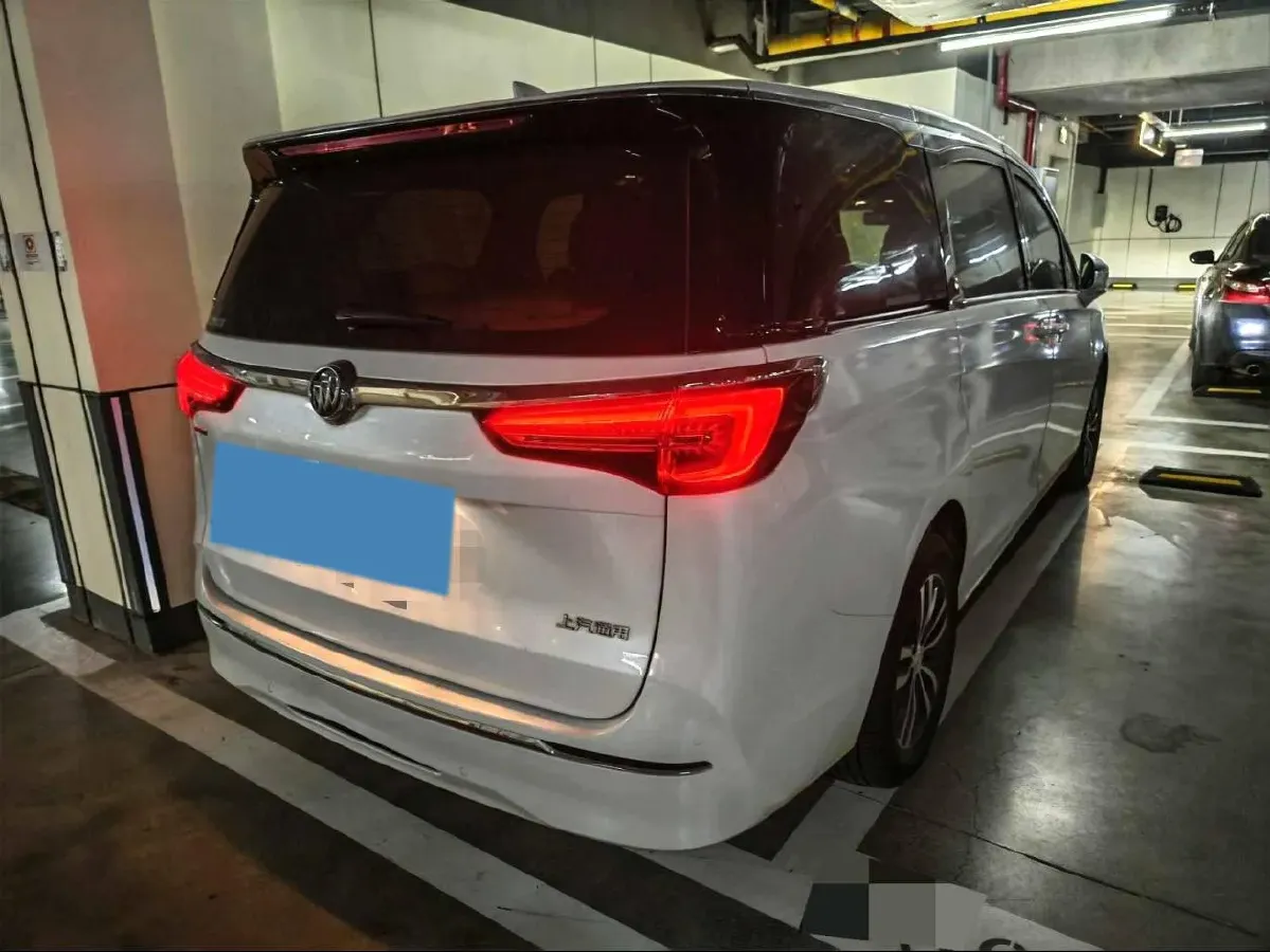 2021 Buick GL8 2.0T 237HP L4 9AT,autocango,china used car exporter,china ev exporter,chinese used car exporter,chinese used ev exporter
