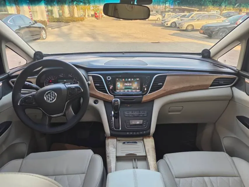 2018 Buick GL8 2.0T 260HP L4 6AT,autocango,china used car exporter,china ev exporter,chinese used car exporter,chinese used ev exporter