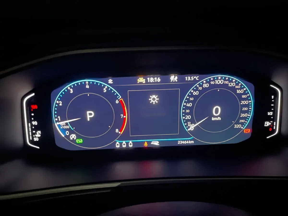 2024 Volkswagen T-Roc 1.5T 160HP L4 7DCT,autocango,china used car exporter,china ev exporter,chinese used car exporter,chinese used ev exporter