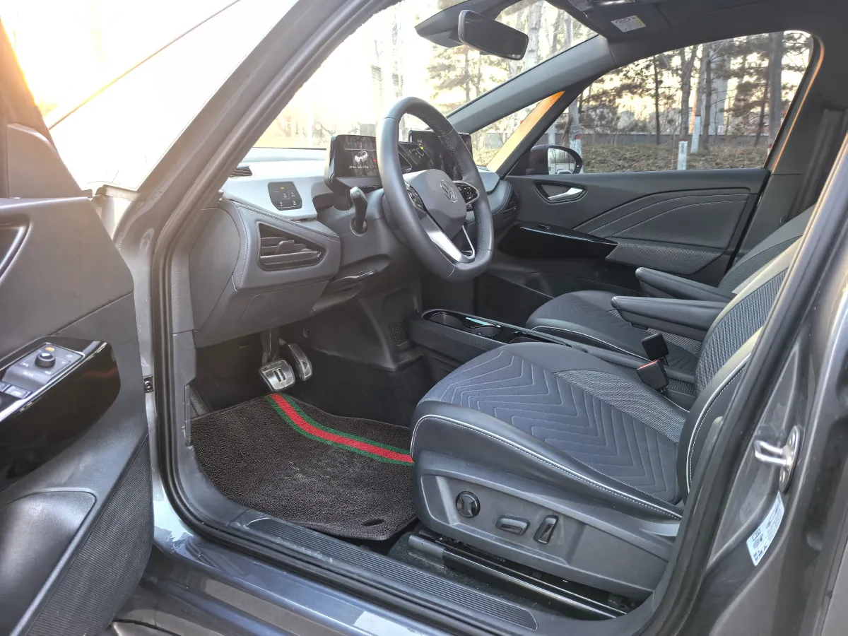 2024 Volkswagen ID.3 BEV 52.8KWH,autocango,china used car exporter,china ev exporter,chinese used car exporter,chinese used ev exporter