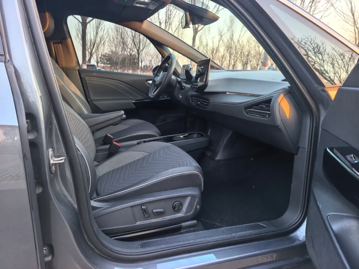 2024 Volkswagen ID.3 BEV 52.8KWH,autocango,china used car exporter,china ev exporter,chinese used car exporter,chinese used ev exporter