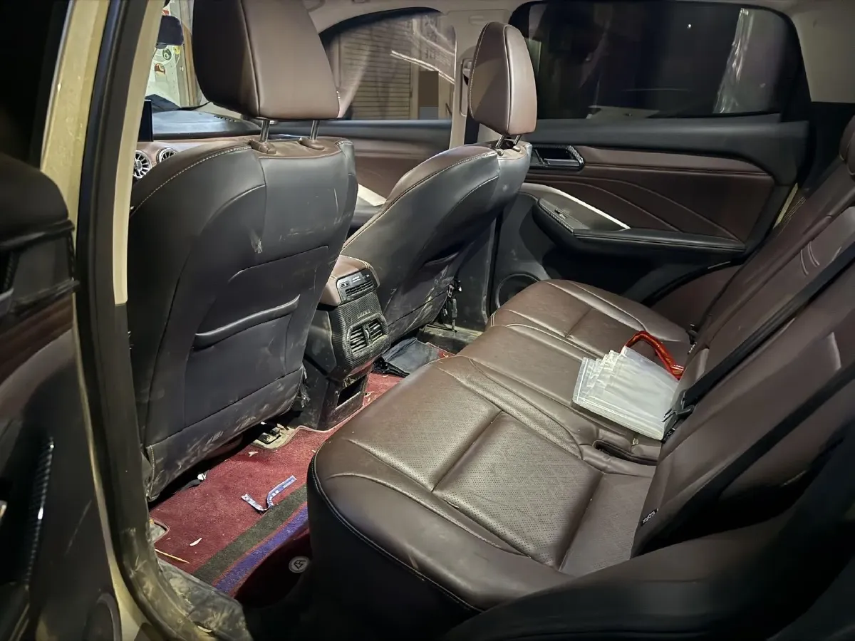 2018 WEY VV6 2.0T 197HP L4 7DCT,autocango,china used car exporter,china ev exporter,chinese used car exporter,chinese used ev exporter