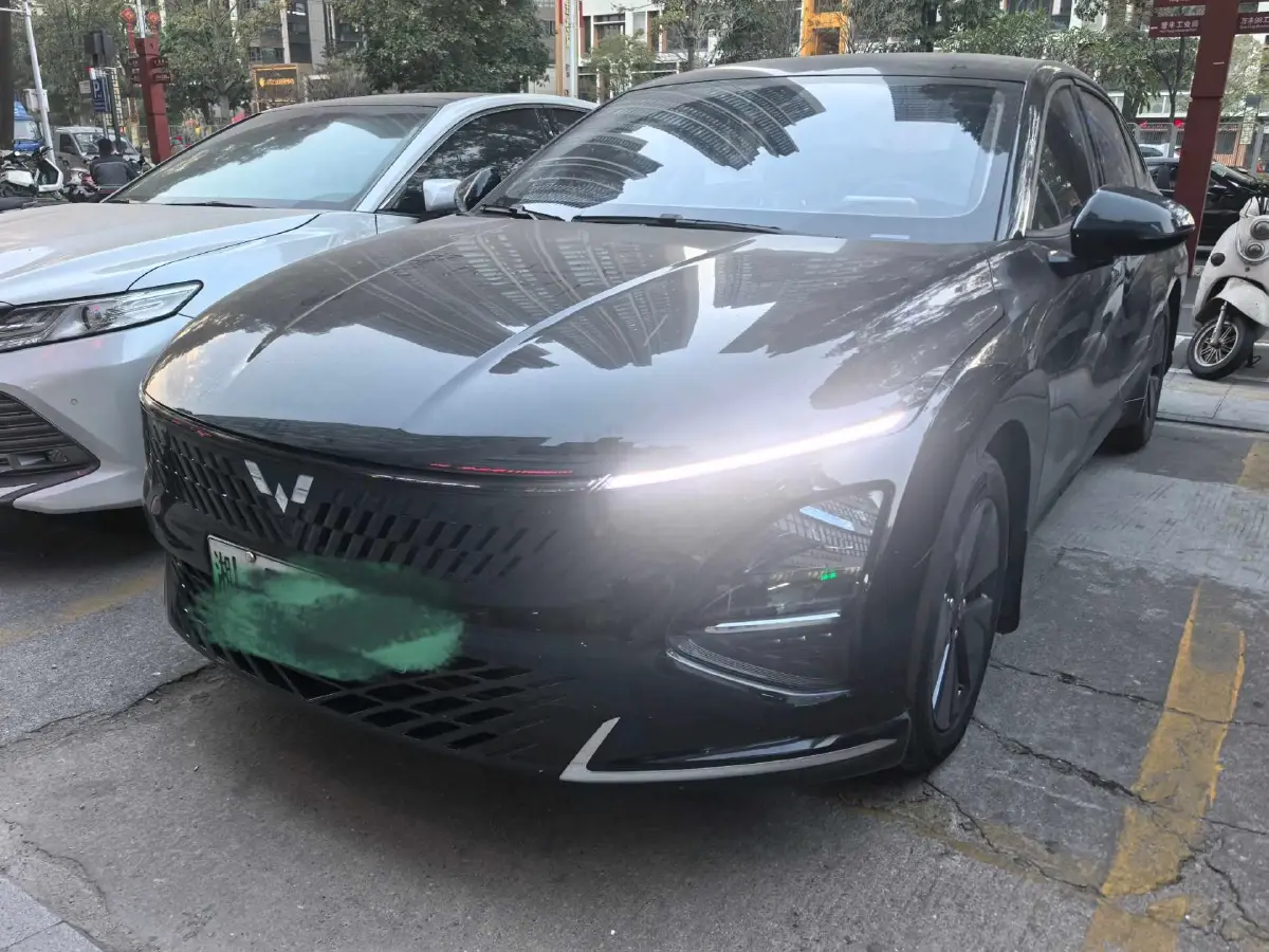 2023 WuLing XingGuang 1.5L 106HP L4 E-CVT PHEV 9.5KWH