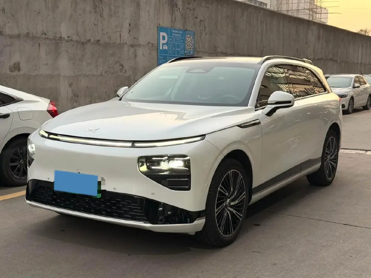 2024 Xpeng G9 BEV 98KWH