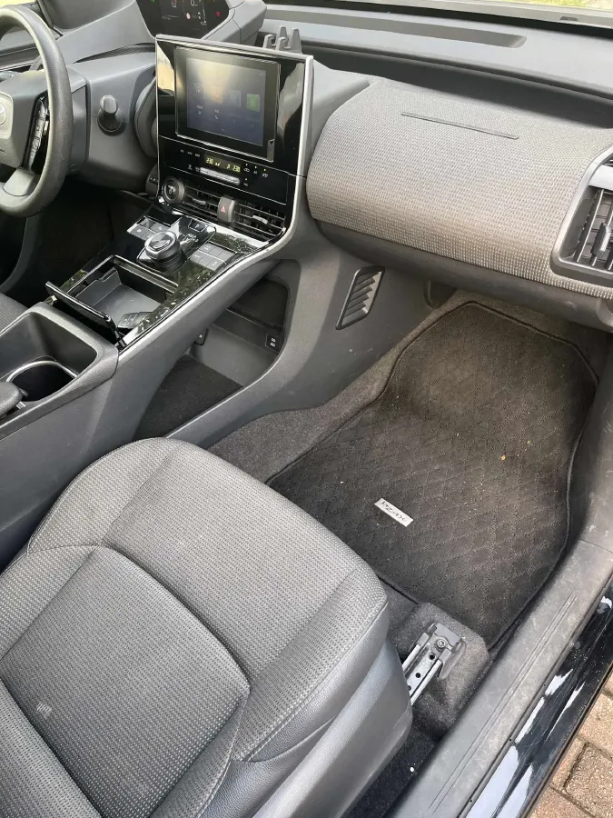 2022 Toyota bZ4X BEV 50.3KWH,autocango,china used car exporter,china ev exporter,chinese used car exporter,chinese used ev exporter