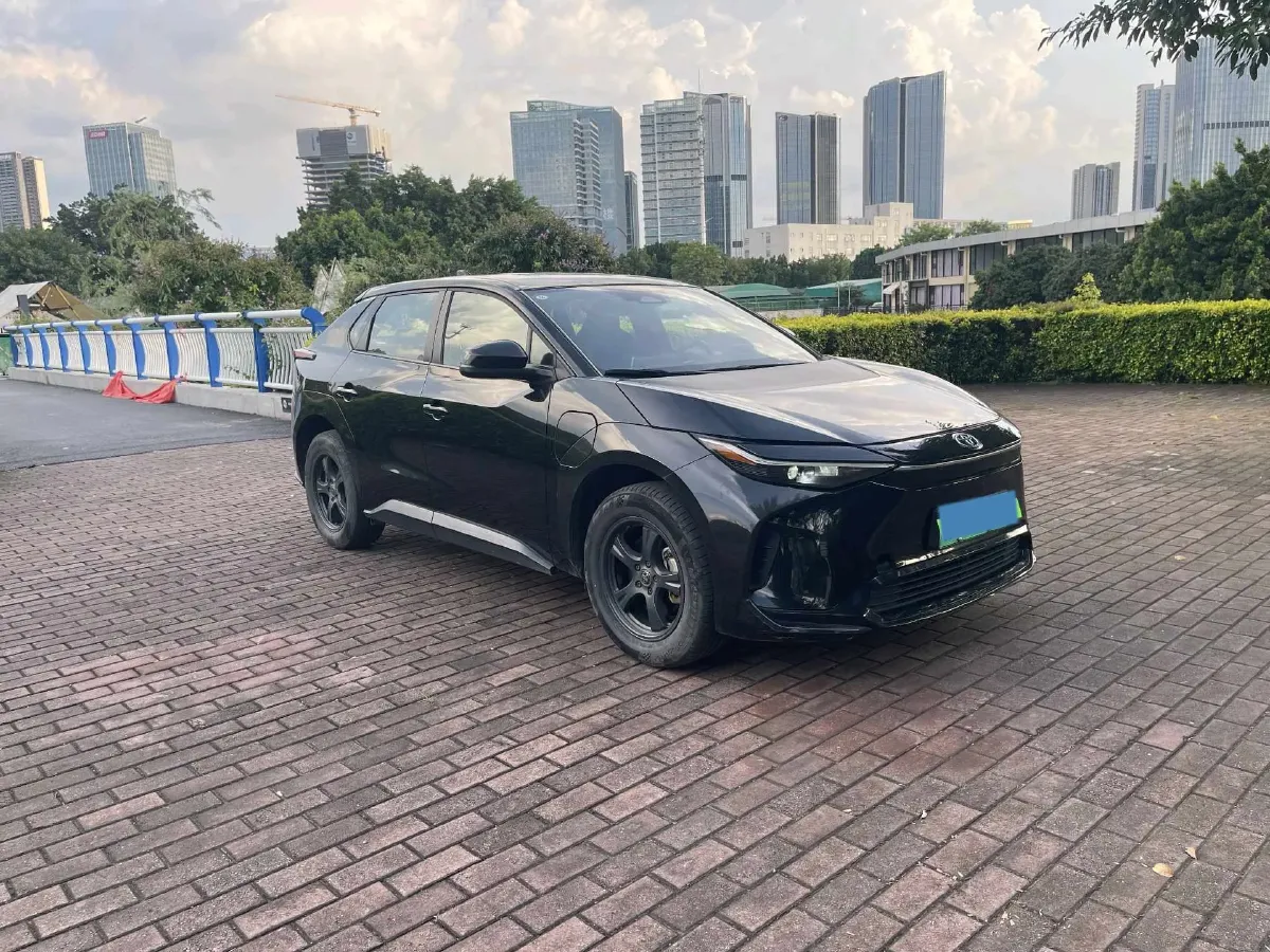 2022 Toyota bZ4X BEV 50.3KWH,autocango,china used car exporter,china ev exporter,chinese used car exporter,chinese used ev exporter