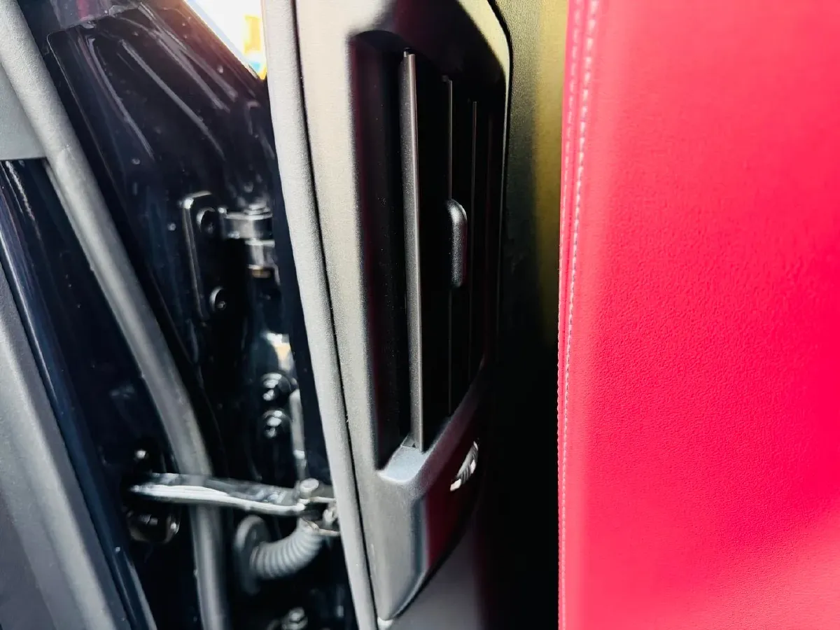 2025 BMW 5 Series 2.0T 258HP L4 8AT,autocango,china used car exporter,china ev exporter,chinese used car exporter,chinese used ev exporter