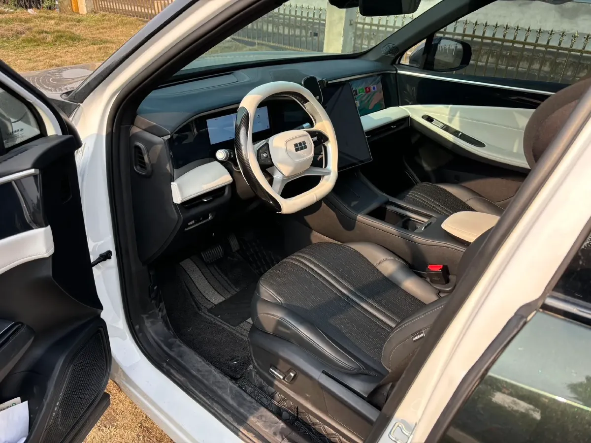 2024 Geely Galaxy L7 1.5T 163HP L4 3DHT PHEV 18.7KWH,autocango,china used car exporter,china ev exporter,chinese used car exporter,chinese used ev exporter