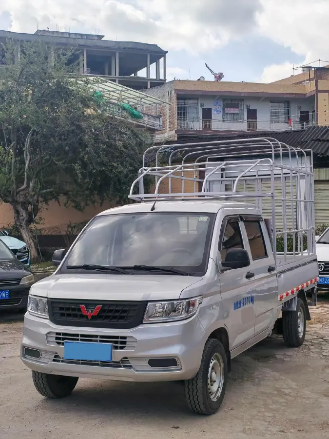2019 WuLing RongGuang New Truck 1.8L 133HP L4 5MT