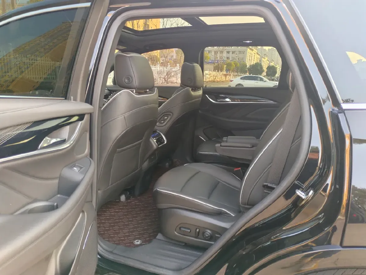 2022 Buick Enclave 2.0T 237HP L4 9AT,autocango,china used car exporter,china ev exporter,chinese used car exporter,chinese used ev exporter