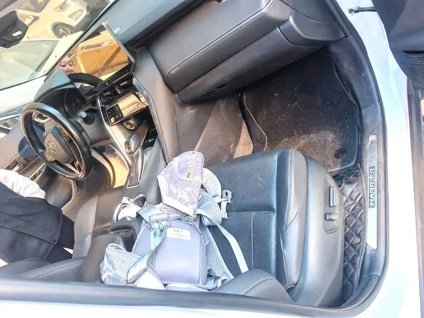 2022 Toyota Harrier 2.0L 171HP L4 CVT,autocango,china used car exporter,china ev exporter,chinese used car exporter,chinese used ev exporter