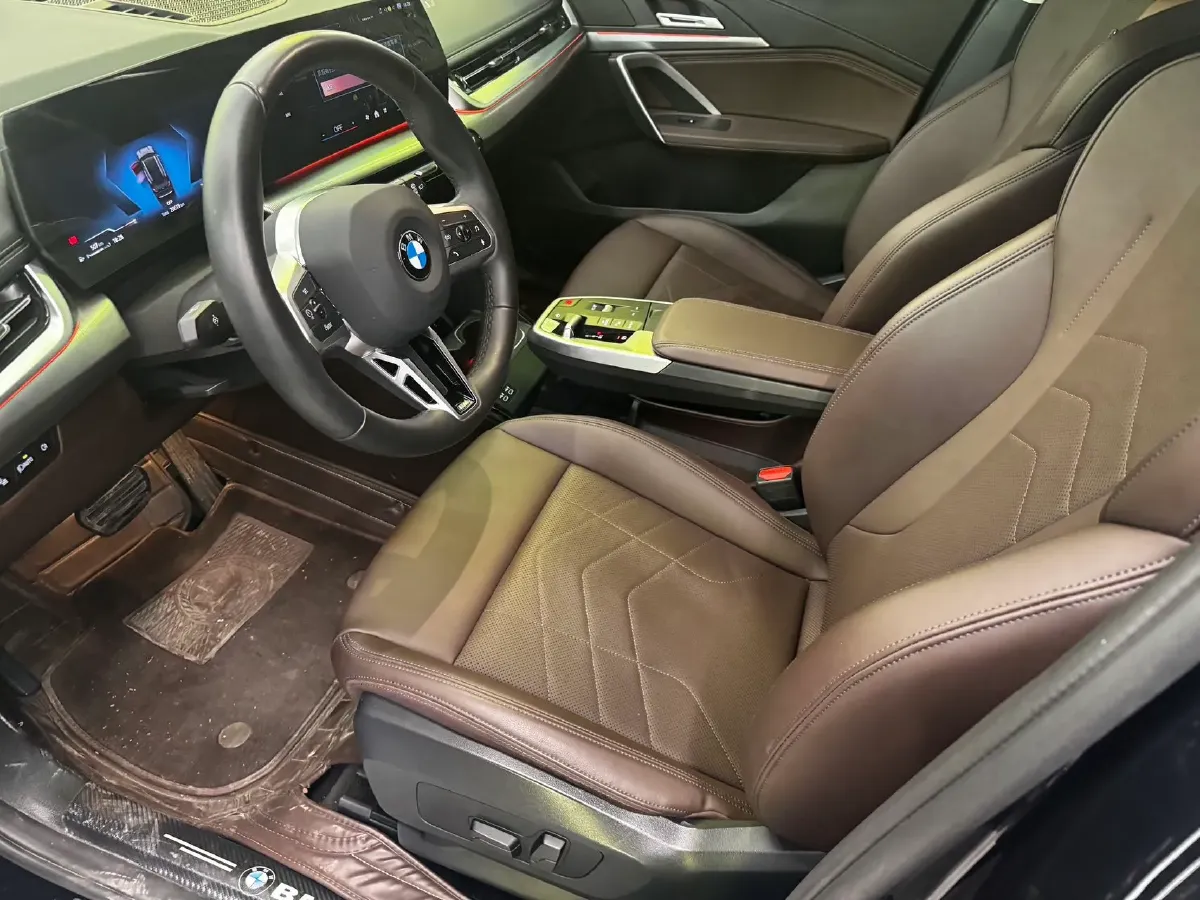 2023 BMW X1 2.0T 204HP L4 7DCT,autocango,china used car exporter,china ev exporter,chinese used car exporter,chinese used ev exporter