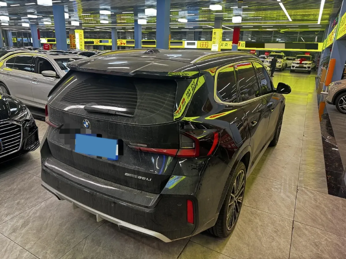 2023 BMW X1 2.0T 204HP L4 7DCT,autocango,china used car exporter,china ev exporter,chinese used car exporter,chinese used ev exporter