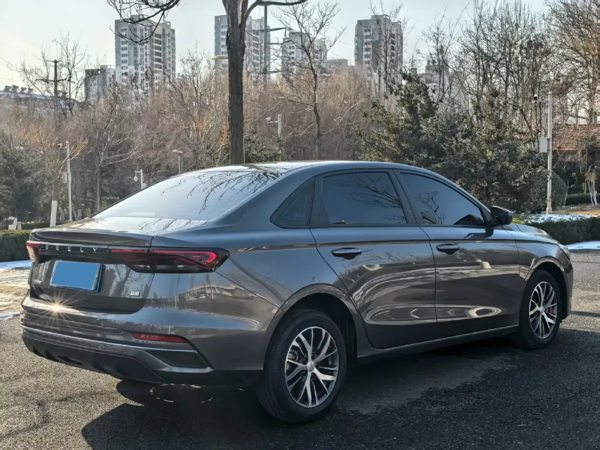 2022 Geely Emgrand 1.5L 114HP L4 CVT,autocango,china used car exporter,china ev exporter,chinese used car exporter,chinese used ev exporter