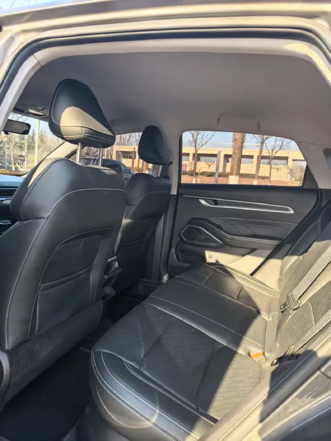 2022 Geely Emgrand 1.5L 114HP L4 CVT,autocango,china used car exporter,china ev exporter,chinese used car exporter,chinese used ev exporter