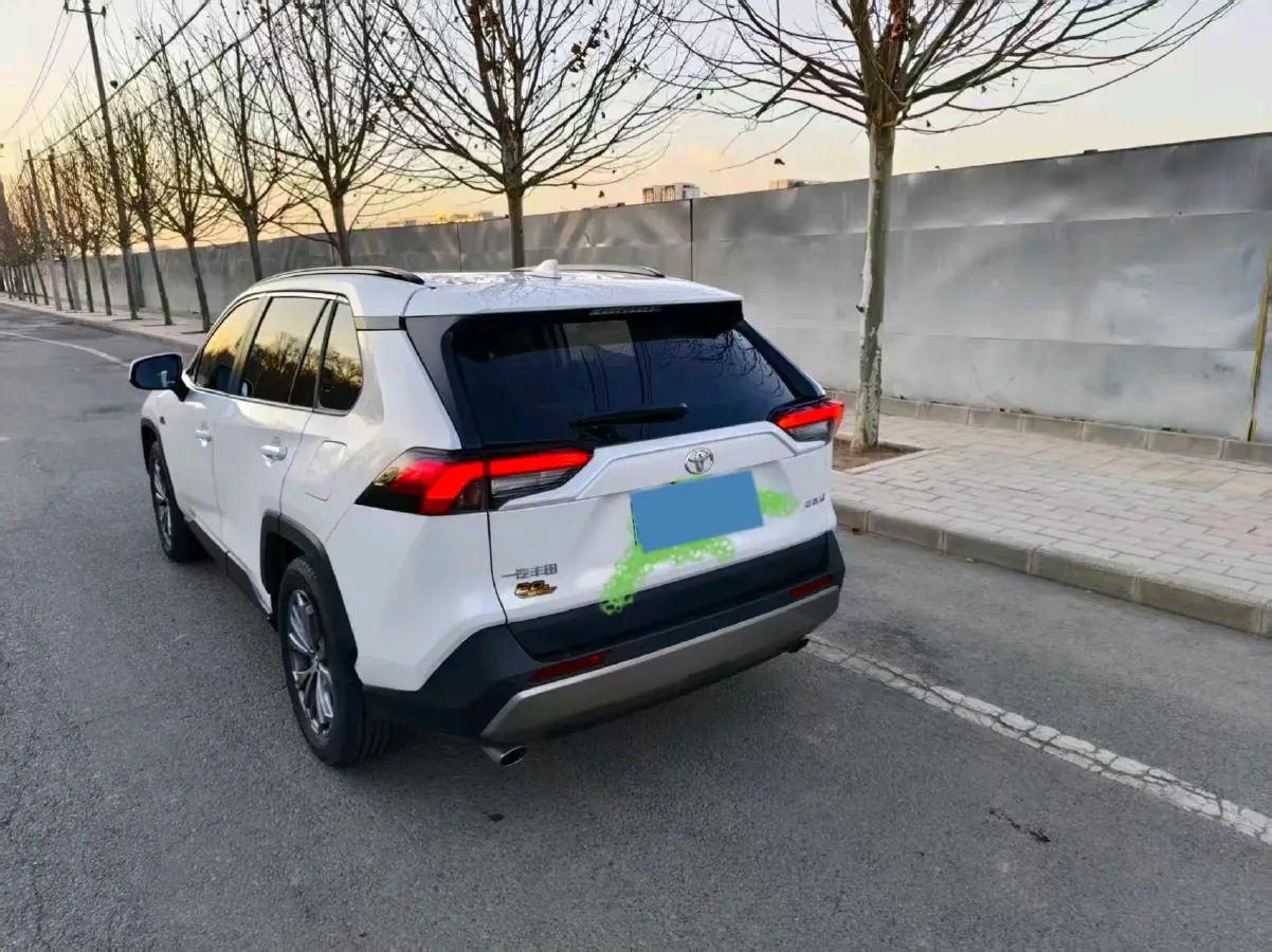 2023 Toyota RAV4 2.0L 171HP L4 CVT,autocango,china used car exporter,china ev exporter,chinese used car exporter,chinese used ev exporter
