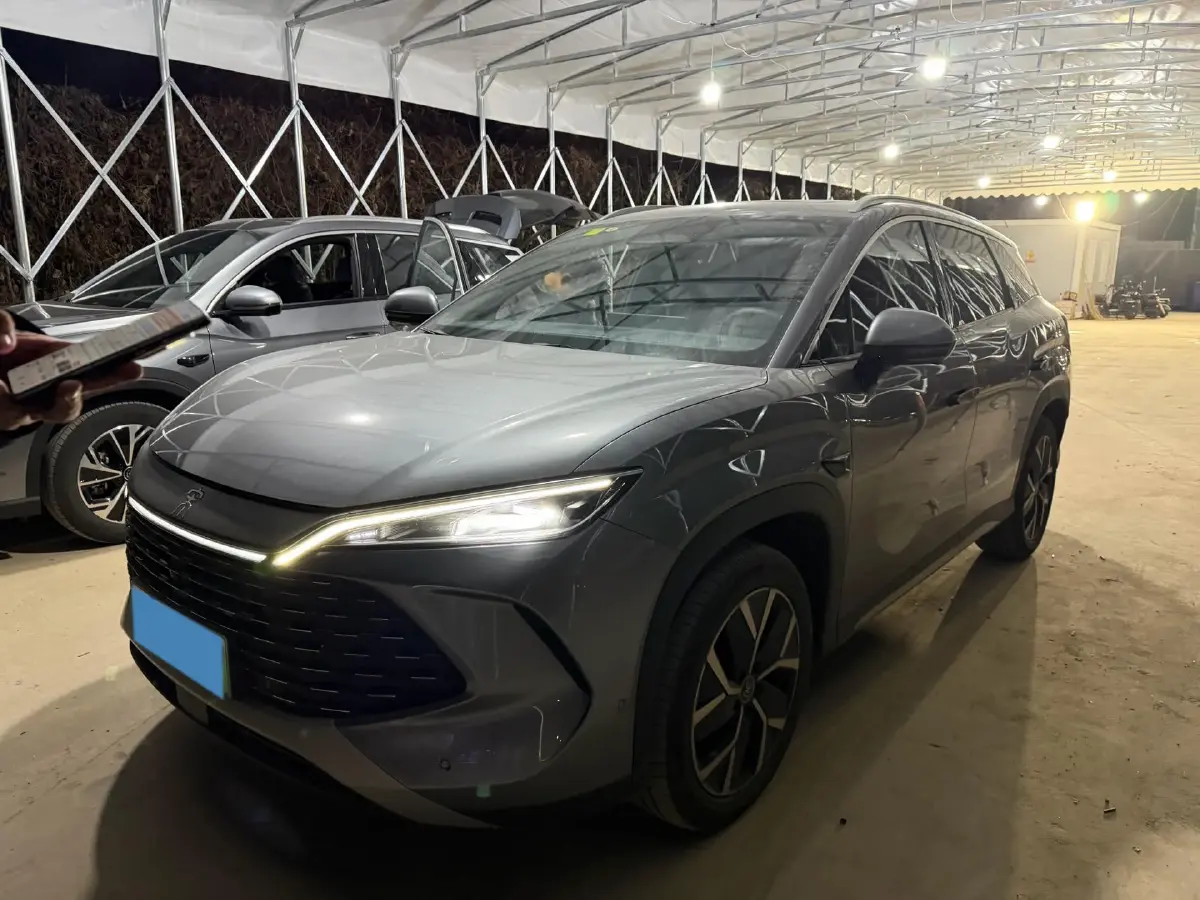 2024 BYD SongL DM-i 1.5L 101HP L4 E-CVT PHEV 26.6KWH