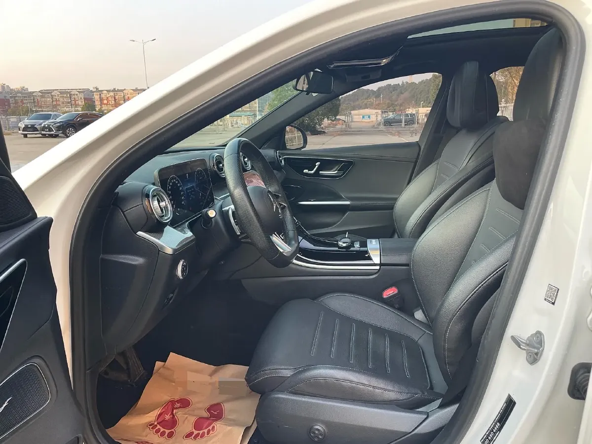 2023 Mercedes-Benz C Class 1.5T 204HP L4 9AT,autocango,china used car exporter,china ev exporter,chinese used car exporter,chinese used ev exporter