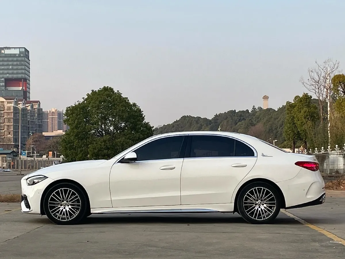 2023 Mercedes-Benz C Class 1.5T 204HP L4 9AT,autocango,china used car exporter,china ev exporter,chinese used car exporter,chinese used ev exporter