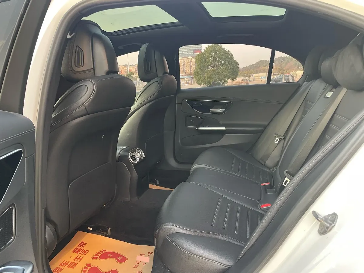 2023 Mercedes-Benz C Class 1.5T 204HP L4 9AT,autocango,china used car exporter,china ev exporter,chinese used car exporter,chinese used ev exporter