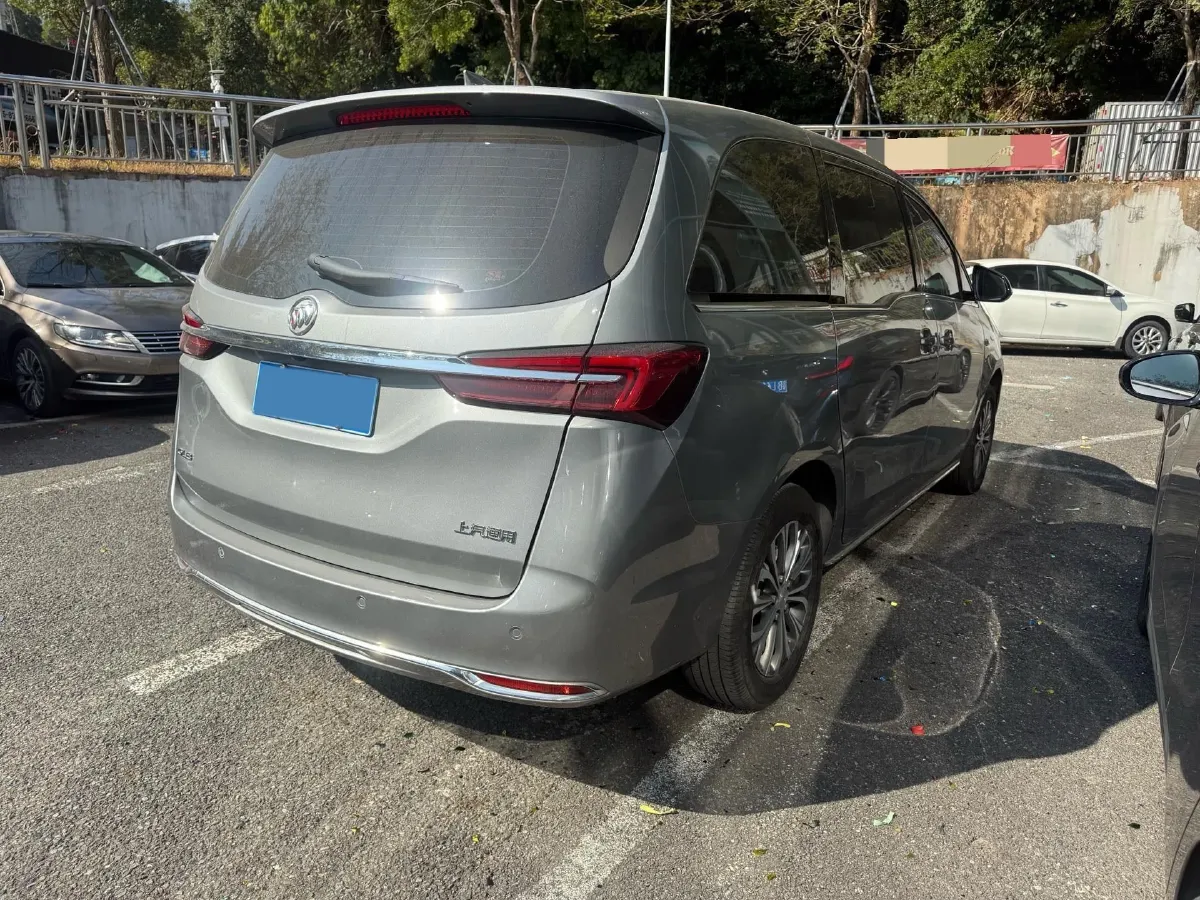 2023 Buick GL8 2.0T 237HP L4 9AT,autocango,china used car exporter,china ev exporter,chinese used car exporter,chinese used ev exporter