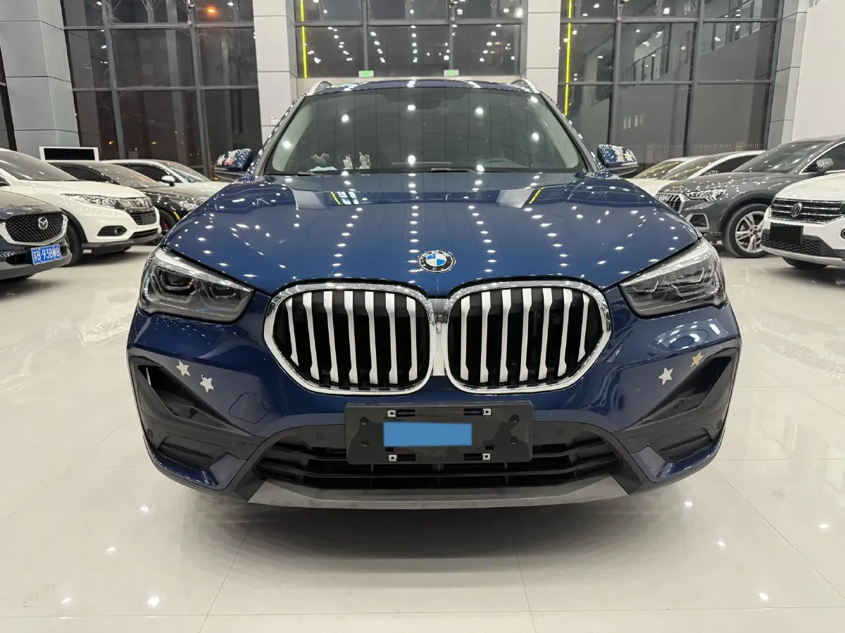 2022 BMW X1 1.5T 140HP L3 7DCT,autocango,china used car exporter,china ev exporter,chinese used car exporter,chinese used ev exporter