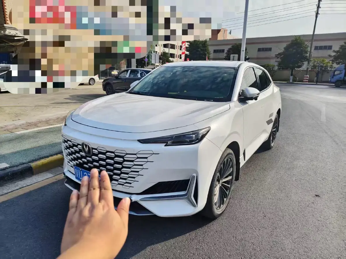 2021 ChangAn UNI-K 2.0T 233HP L4 8AT