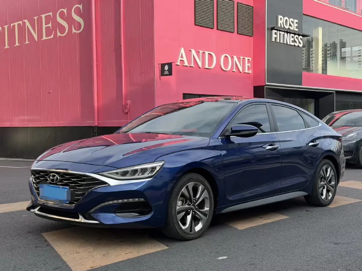 2019 Hyundai La Festa 1.6T 204HP L4 7DCT