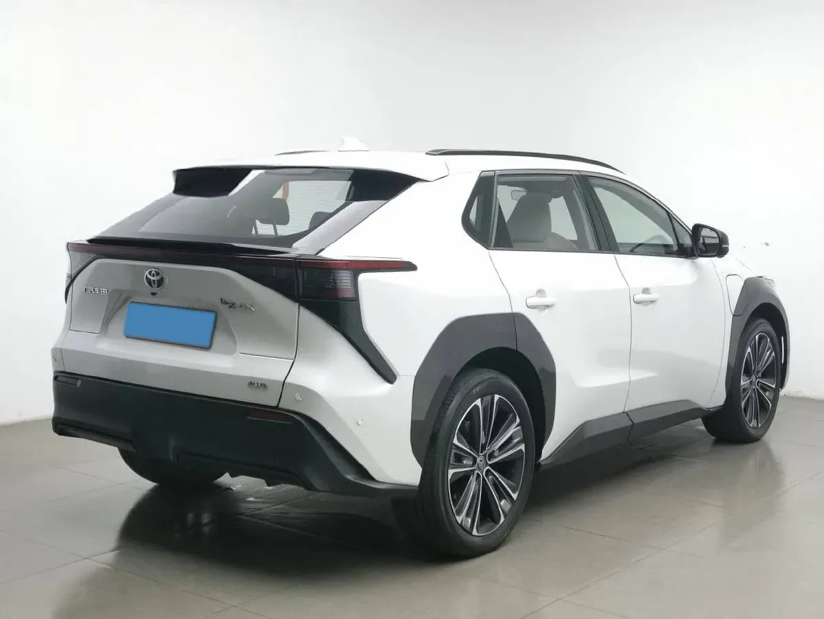 2022 Toyota bZ4X BEV 66.7KWH,autocango,china used car exporter,china ev exporter,chinese used car exporter,chinese used ev exporter