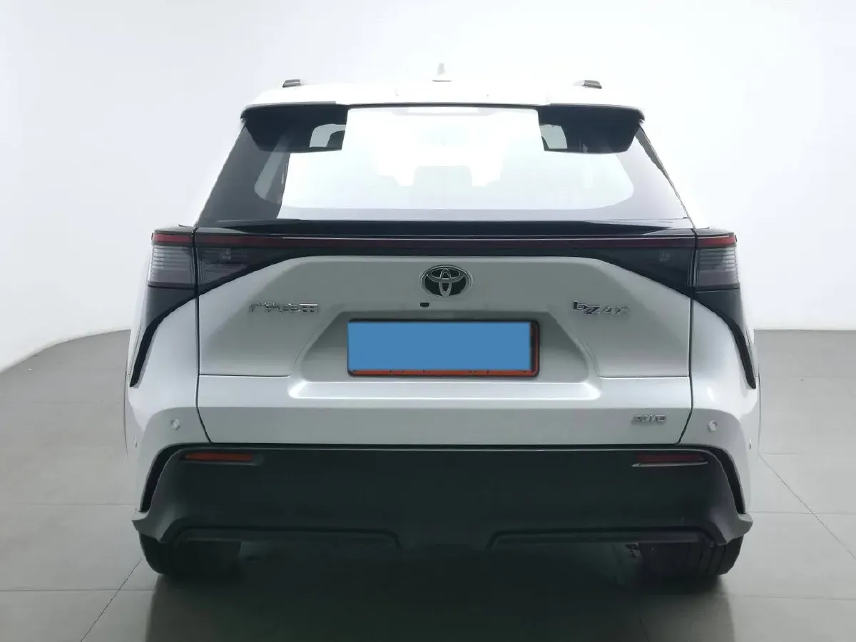 2022 Toyota bZ4X BEV 66.7KWH,autocango,china used car exporter,china ev exporter,chinese used car exporter,chinese used ev exporter