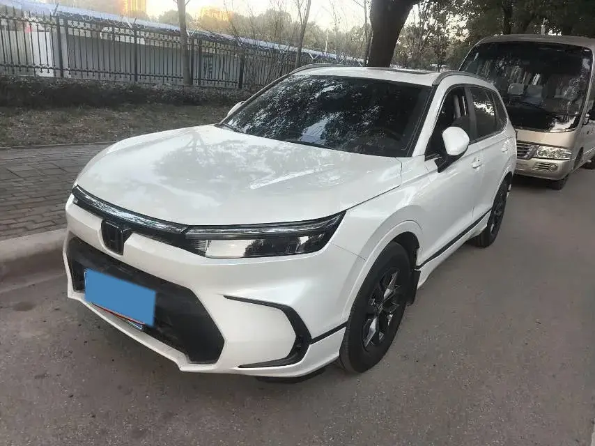 2025 Honda Breeze 1.5T 193HP L4 CVT