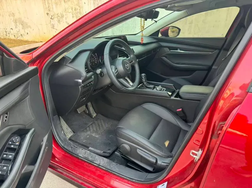 2022 Mazda 3 Axela 2.0L 158HP L4 6AT,autocango,china used car exporter,china ev exporter,chinese used car exporter,chinese used ev exporter