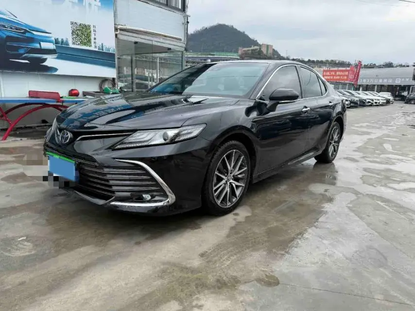 2021 Toyota Camry 2.5L 209HP L4 8AT