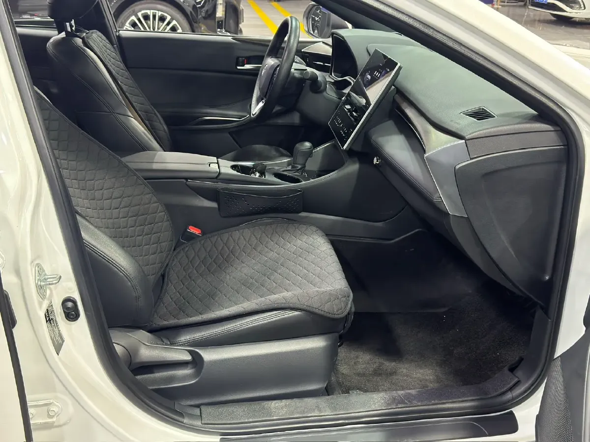2024 Toyota Avalon 2.0L 173HP L4 CVT,autocango,china used car exporter,china ev exporter,chinese used car exporter,chinese used ev exporter