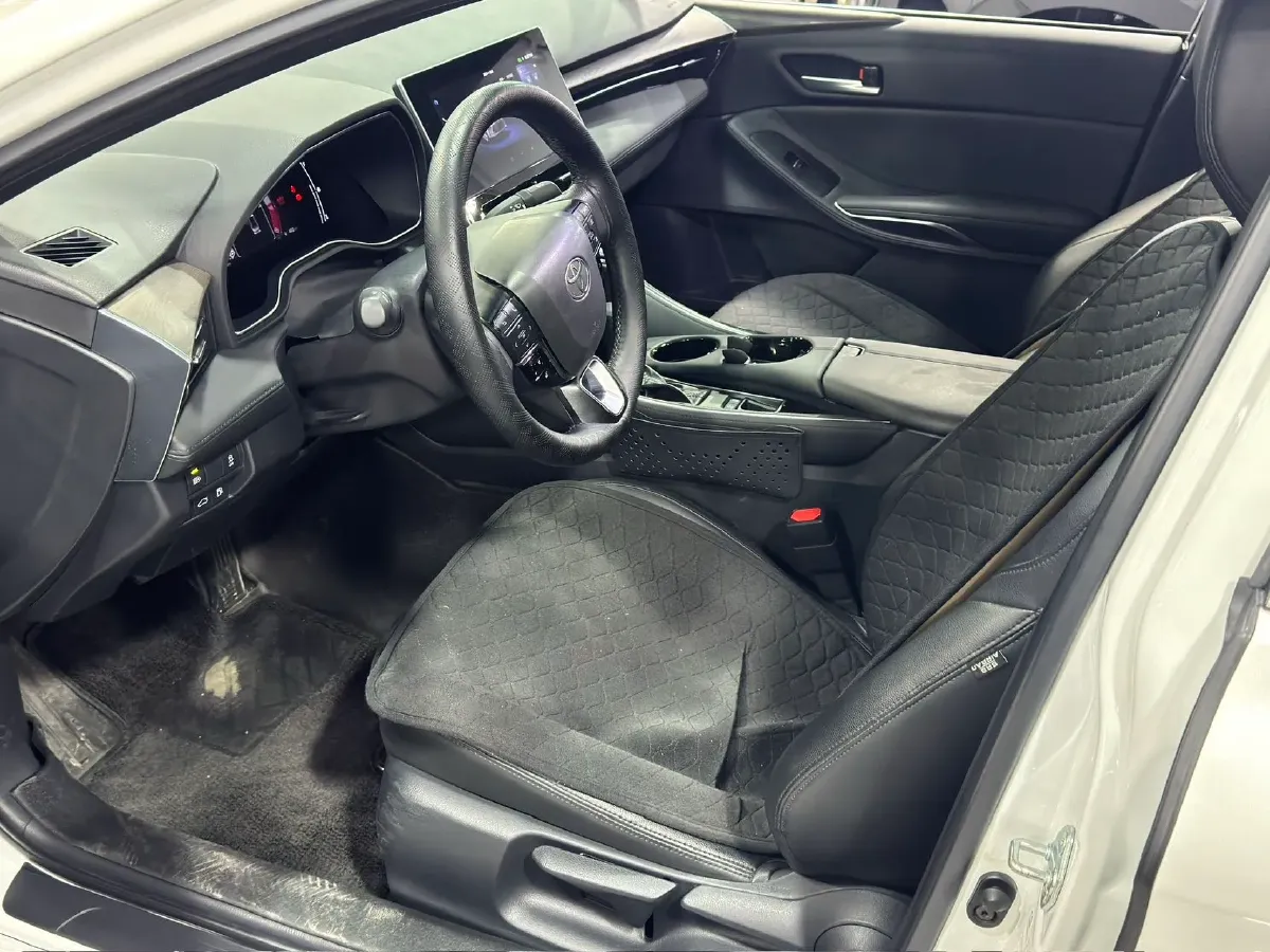 2024 Toyota Avalon 2.0L 173HP L4 CVT,autocango,china used car exporter,china ev exporter,chinese used car exporter,chinese used ev exporter