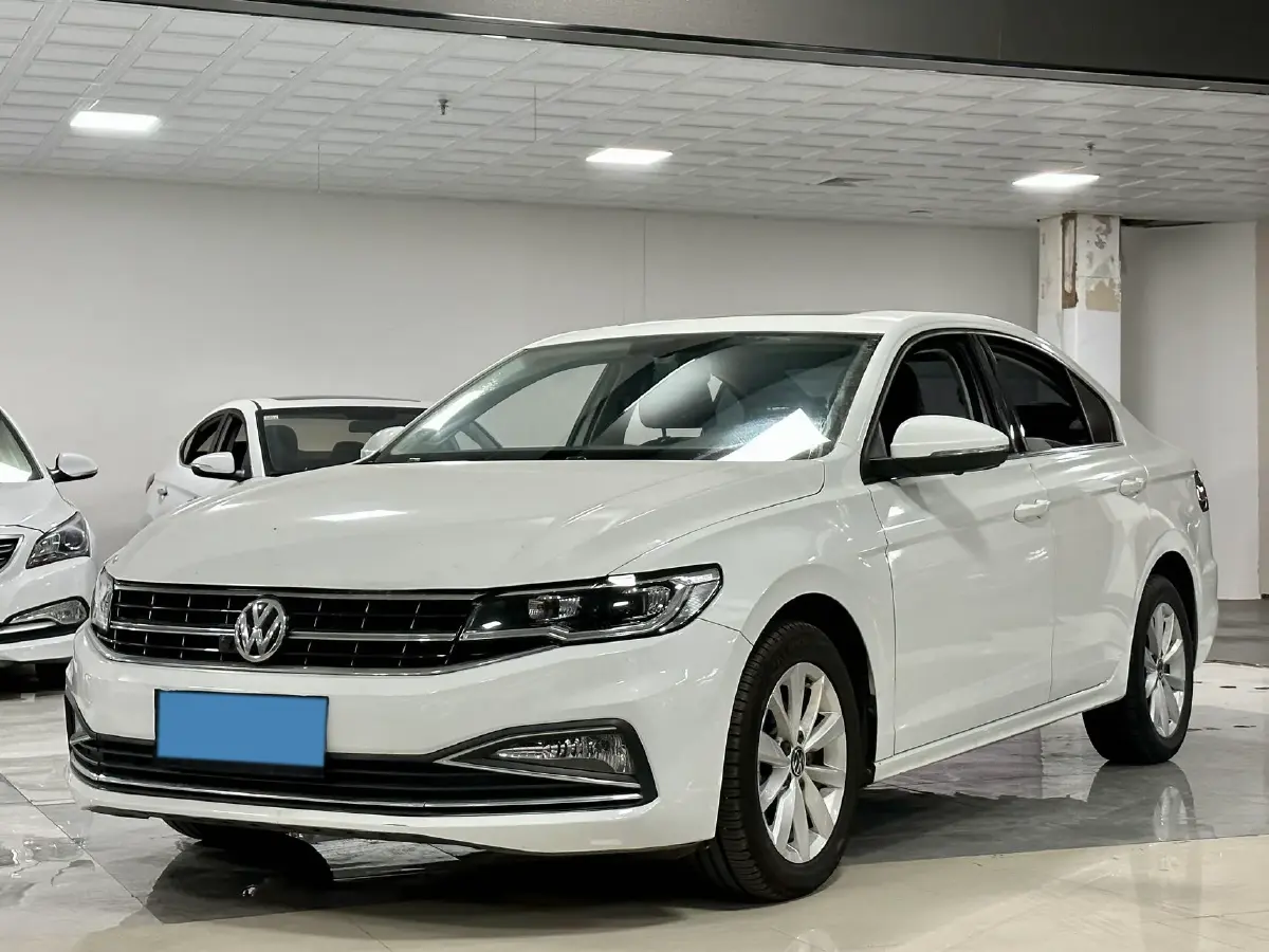 2021 Volkswagen Bora 1.5L 113HP L4 6AT