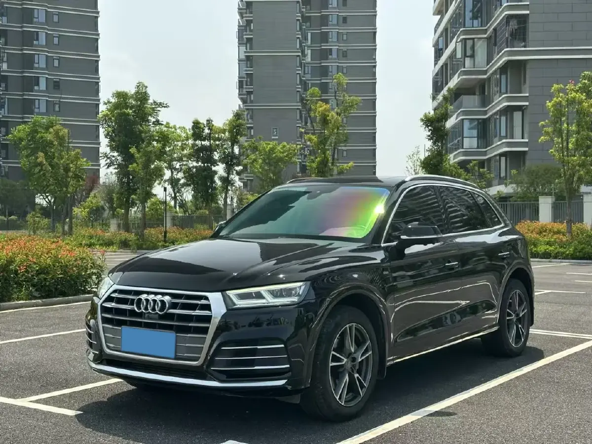 2020 Audi Q5L 2.0T 190HP L4 7DCT