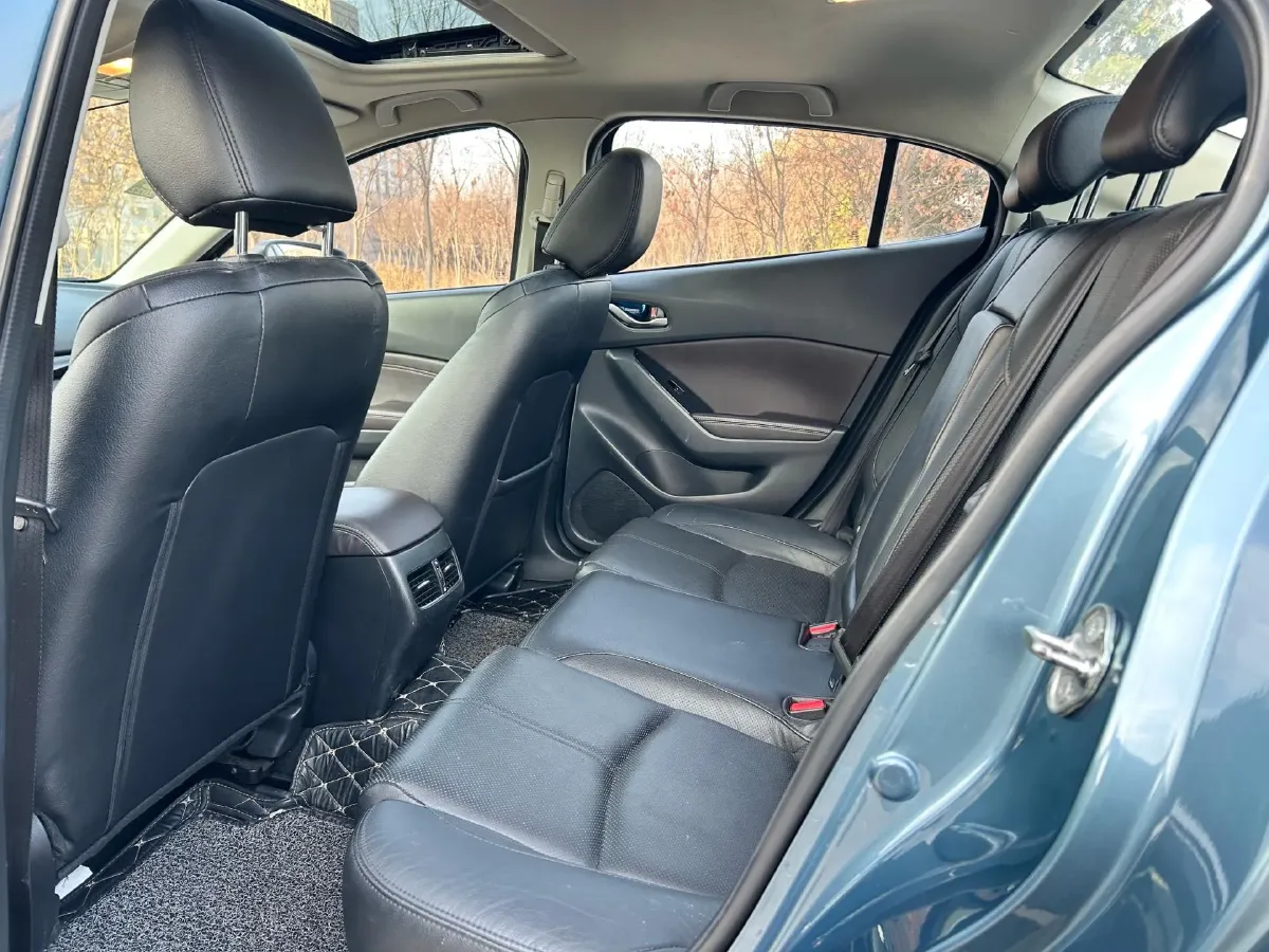 2017 Mazda 3 Axela 2.0L 158HP L4 6AT,autocango,china used car exporter,china ev exporter,chinese used car exporter,chinese used ev exporter