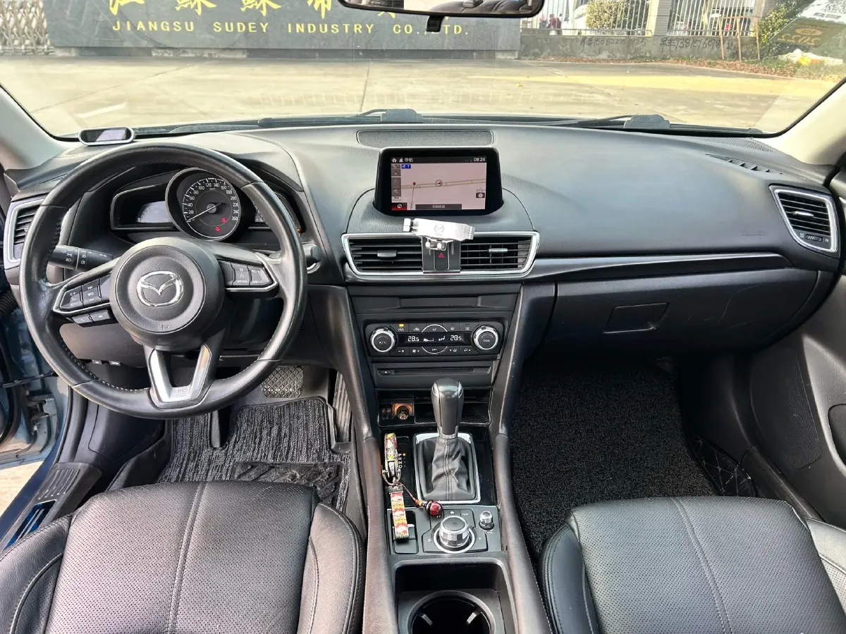 2017 Mazda 3 Axela 2.0L 158HP L4 6AT,autocango,china used car exporter,china ev exporter,chinese used car exporter,chinese used ev exporter
