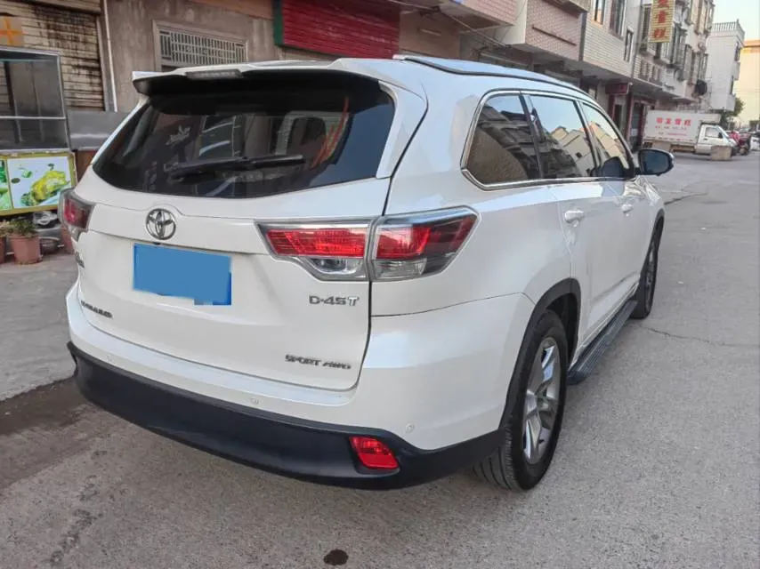 2017 Toyota Highlander 2.0T 220HP L4 6AT,autocango,china used car exporter,china ev exporter,chinese used car exporter,chinese used ev exporter