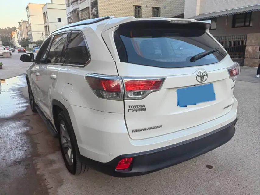 2017 Toyota Highlander 2.0T 220HP L4 6AT,autocango,china used car exporter,china ev exporter,chinese used car exporter,chinese used ev exporter