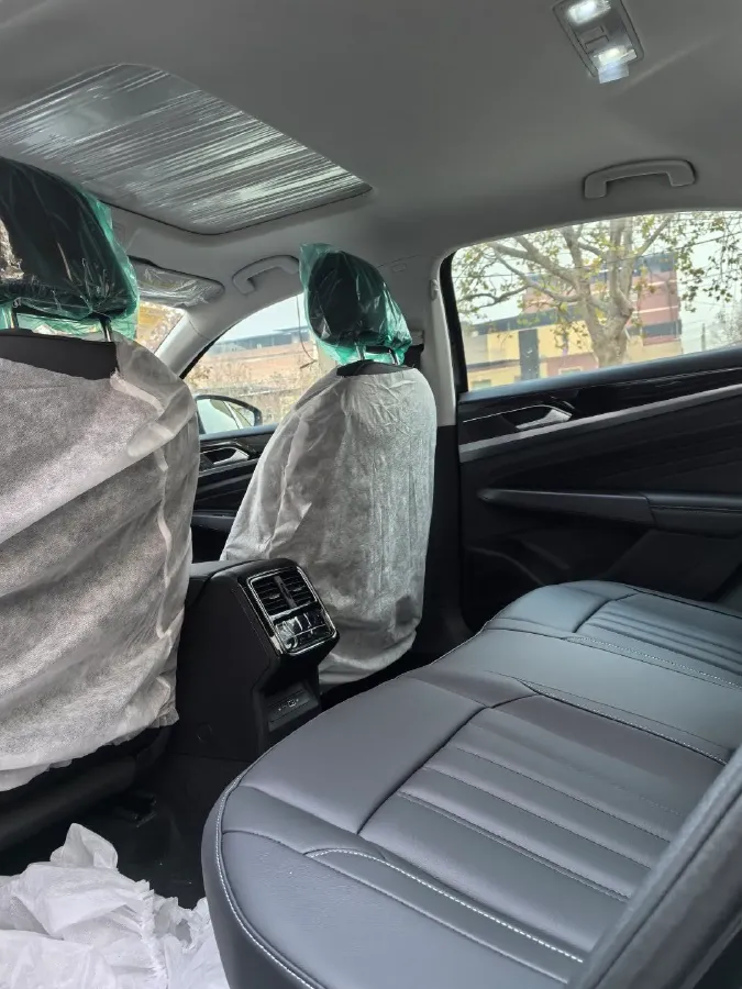 2025 Volkswagen Passat 1.4T 150HP L4 6DCT PHEV,autocango,china used car exporter,china ev exporter,chinese used car exporter,chinese used ev exporter