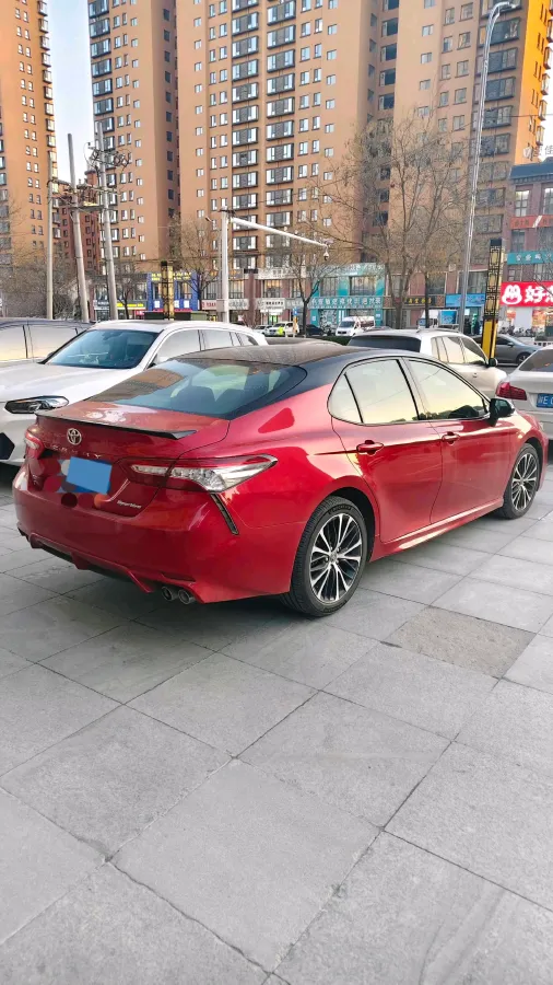 2018 Toyota Camry 2.5L 209HP L4 8AT,autocango,china used car exporter,china ev exporter,chinese used car exporter,chinese used ev exporter