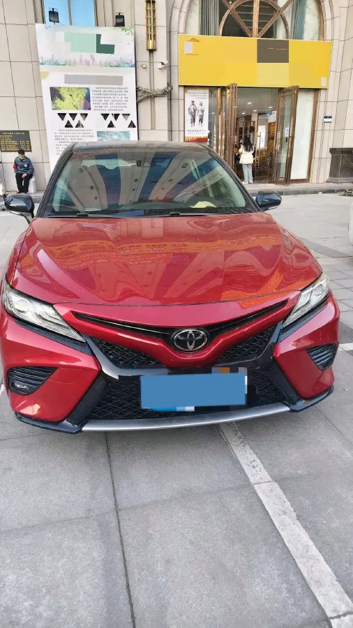 2018 Toyota Camry 2.5L 209HP L4 8AT,autocango,china used car exporter,china ev exporter,chinese used car exporter,chinese used ev exporter