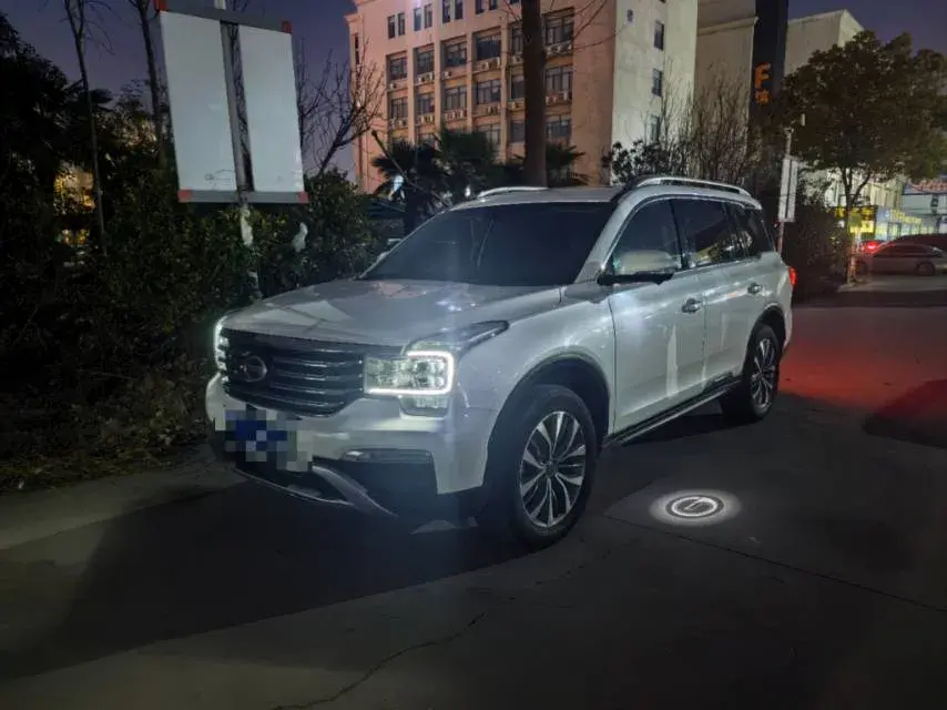 2017 GAC Trumpchi GS8 2.0T 201HP L4 6AT