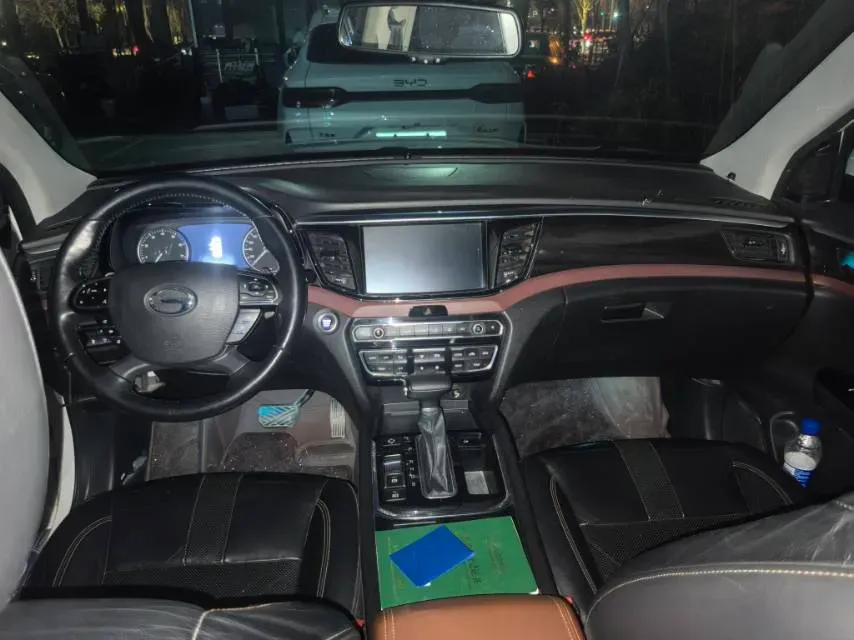 2017 GAC Trumpchi GS8 2.0T 201HP L4 6AT,autocango,china used car exporter,china ev exporter,chinese used car exporter,chinese used ev exporter